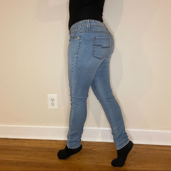 Low Rise Skinny Jeans - Picture 4 of 9